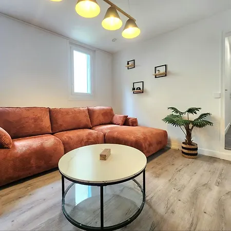 Le Tom De Apartman *